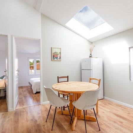 Appartement Climatise 2 Chambres 索恩河畔自由城 外观 照片