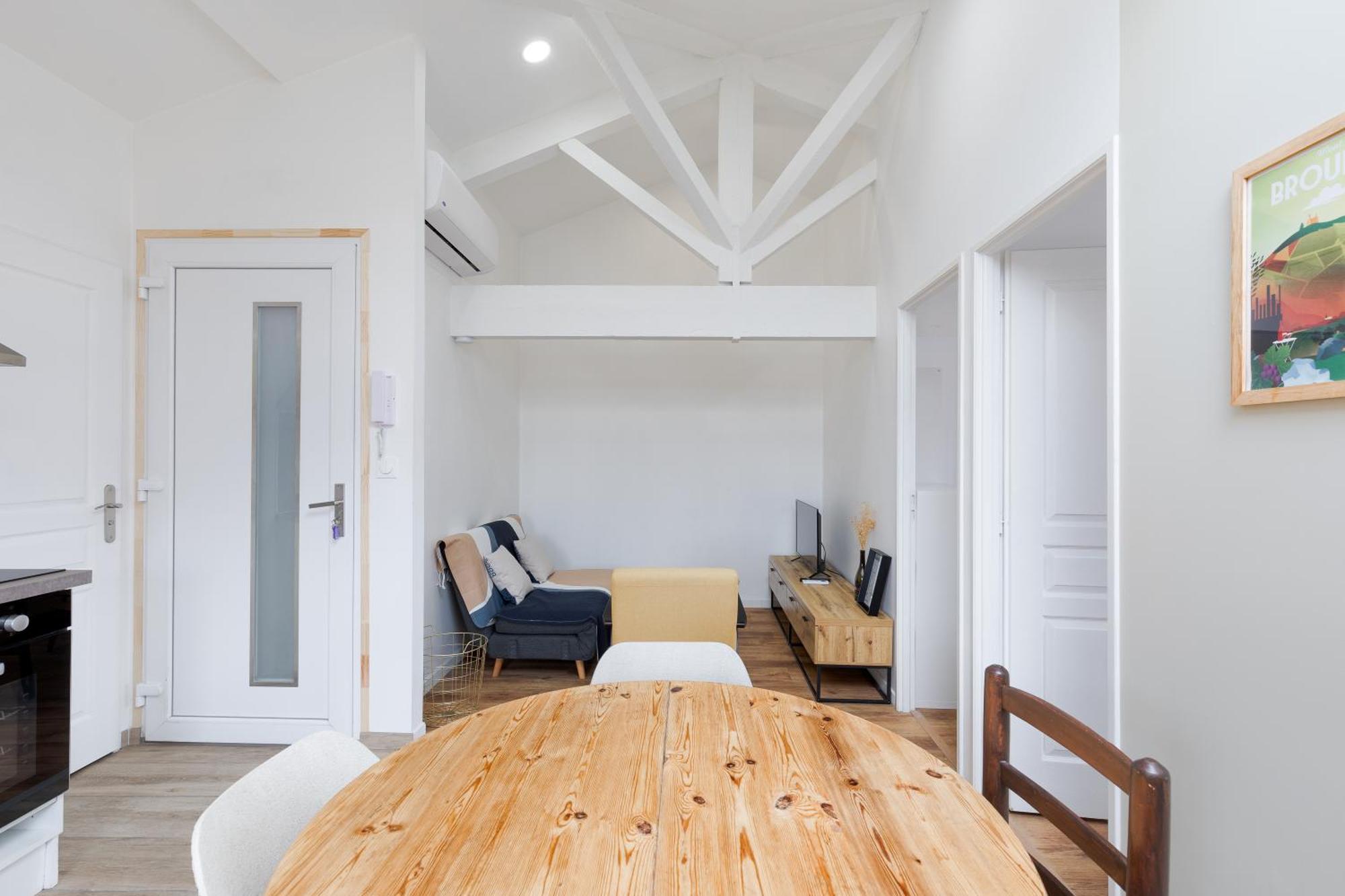 Appartement Climatise 2 Chambres 索恩河畔自由城 外观 照片