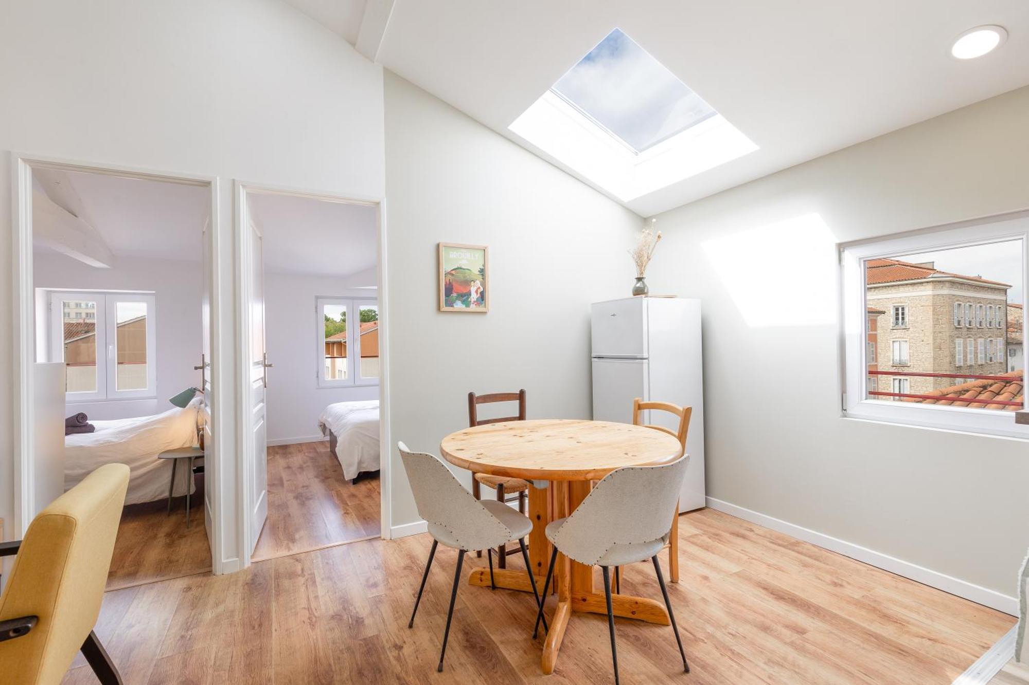 Appartement Climatise 2 Chambres 索恩河畔自由城 外观 照片